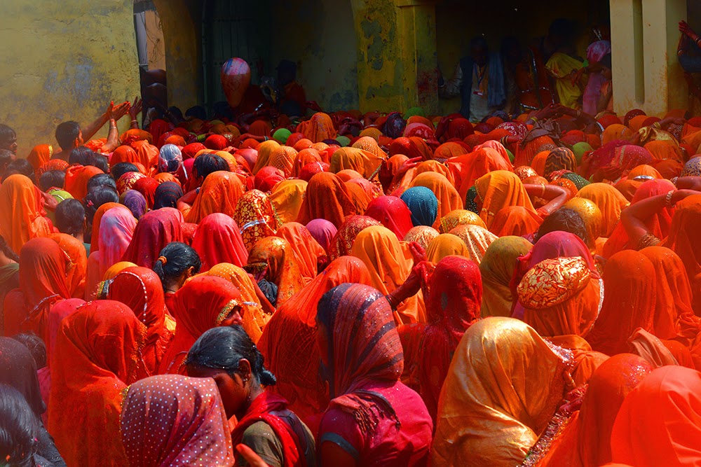 दाऊजी का विश्व प्रसिद्ध हुरंगा 11