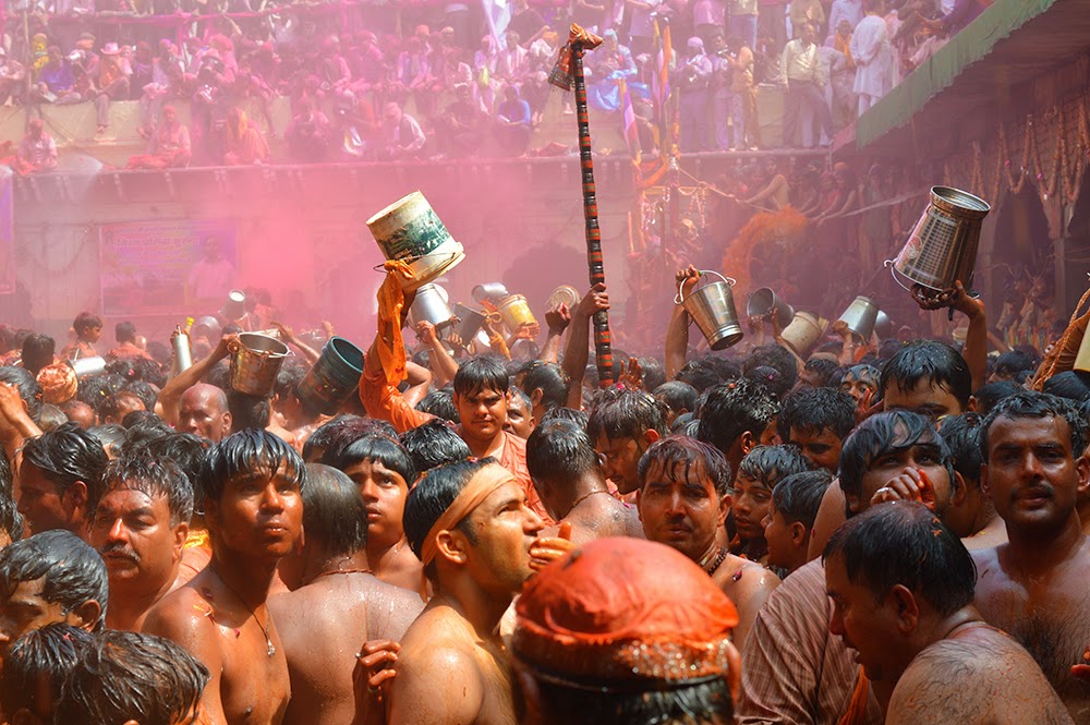 दाऊजी का विश्व प्रसिद्ध हुरंगा 9