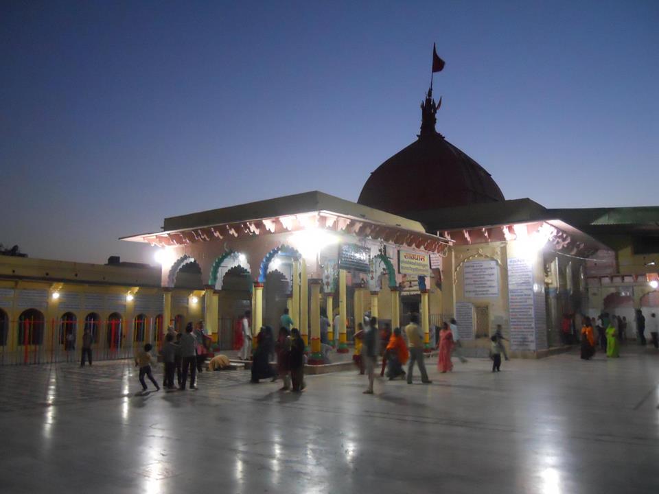 दाऊजी मंदिर परिसर 3